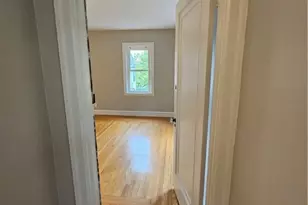 51 Chace Ave, Providence, RI 02906 - Photo 6