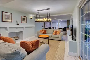 181 Heritage Dr, Warwick, RI 02818 - Photo 8