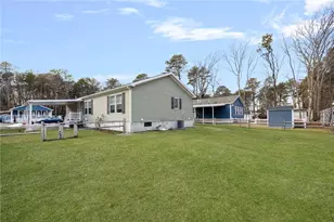 4 Cheryl Ln, Coventry, RI 02816 - Photo 6