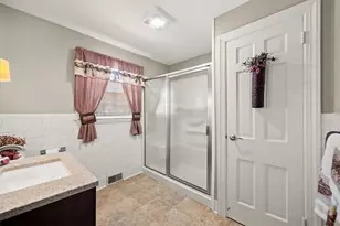 1 Kenton Ave, East Providence, RI 02916 - Photo 14
