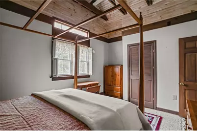 118 Hopkins Avenue, Johnston, RI 02919 - Photo 32