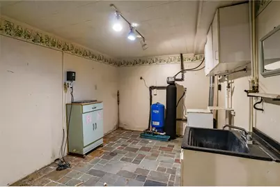 118 Hopkins Avenue, Johnston, RI 02919 - Photo 40