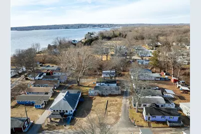 46 E Andrew Comstock Road, Warwick, RI 02886 - Photo 26