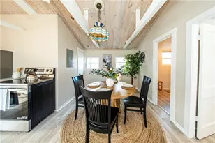 46 E Andrew Comstock Rd, Warwick, RI 02886 - Photo 4