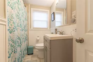 72 Hollis Ave, Warwick, RI 02889 - Photo 24