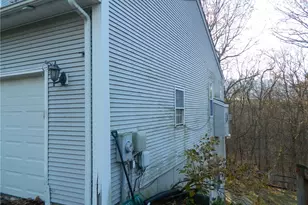 19 Hilton Dr, Johnston, RI 02919 - Photo 4