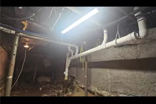 59 Division St, Woonsocket, RI 02895 - Photo 24