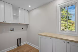 191 Pippin Orchard Rd, Cranston, RI 02921 - Photo 30