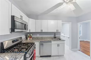 108 Waterman Ave, East Providence, RI 02914 - Photo 4