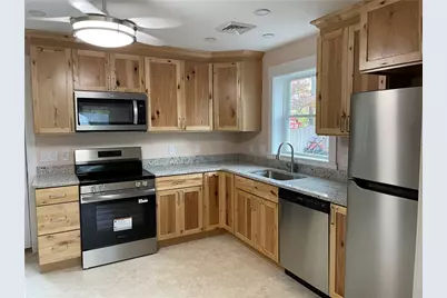 14 Douglas Circle, Smithfield, RI 02828 - Photo 2