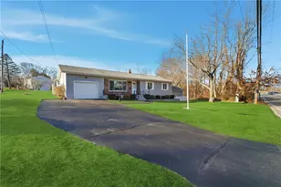 45 Diamond Hill Rd, Warwick, RI 02886 - Photo 2