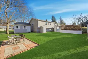 45 Diamond Hill Rd, Warwick, RI 02886 - Photo 6