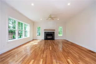 44 Saddlebrook Dr, Warwick, RI 02818 - Photo 20