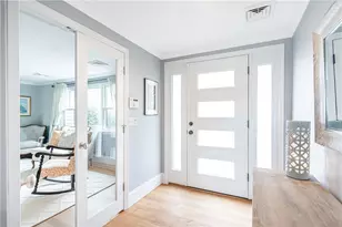 79 Peckham Ln, Middletown, RI 02842 - Photo 12