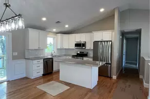 52 Jambray Ave, Warwick, RI 02886 - Photo 4