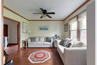 21 Calvert Street #B, Newport, RI 02840 - Photo 2