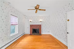 131 Lexington Ave, Providence, RI 02907 - Photo 16