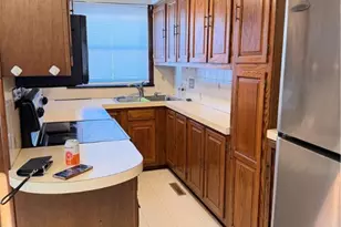 110 Burbank St, Cranston, RI 02910 - Photo 2