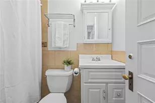 265 Bowen St, Providence, RI 02906 - Photo 16