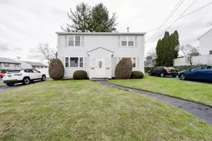 245 Hazelton St, Cranston, RI 02920 - Photo 12
