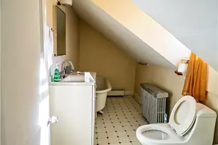 154 Camden Ave, Providence, RI 02908 - Photo 18