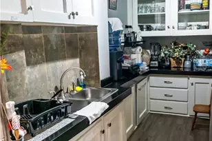 154 Camden Ave, Providence, RI 02908 - Photo 4