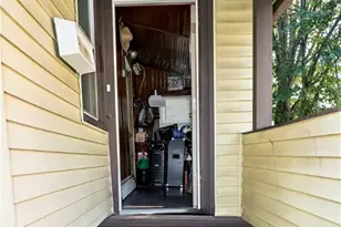 154 Camden Ave, Providence, RI 02908 - Photo 12