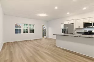 45 Windsor Rd, Cranston, RI 02905 - Photo 6