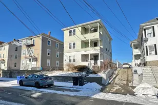 187 Sisson St, Pawtucket, RI 02860 - Photo 1