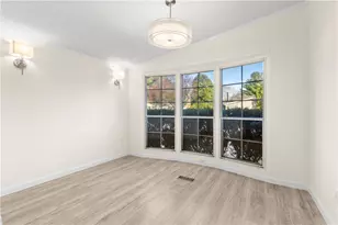 1 O'Hare Ct, Coventry, RI 02816 - Photo 4