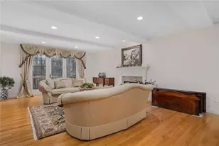 20 Bailey Blvd, East Greenwich, RI 02818 - Photo 4