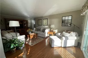 41 Bullocks Point Ave, East Providence, RI 02915 - Photo 4