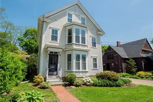 7 Howe St, Bristol, RI 02809 - Photo 30