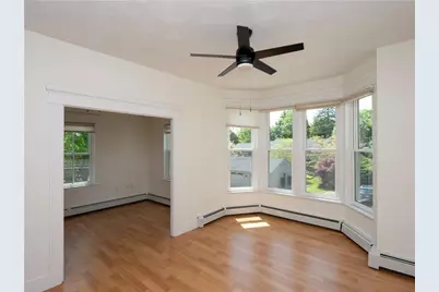 7 Howe Street, Bristol, RI 02809 - Photo 6