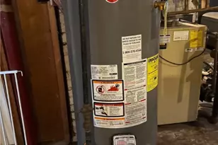 76 London Ave, Pawtucket, RI 02861 - Photo 22