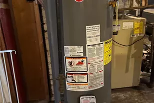 76 London Ave, Pawtucket, RI 02861 - Photo 24