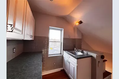 72 Courtland Street #3, Providence, RI 02909 - Photo 4