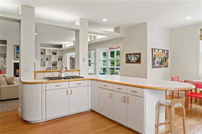 175 Ruggles Avenue, Newport, RI 02840 - Photo 6