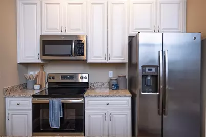 413 Central Avenue #8-137, Pawtucket, RI 02861 - Photo 4