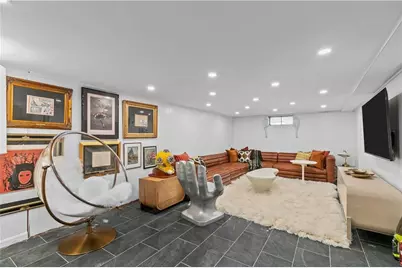 1 Narragansett Avenue, Newport, RI 02840 - Photo 18