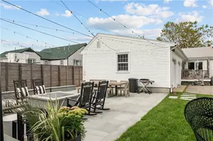 1 Narragansett Ave, Newport, RI 02840 - Photo 22