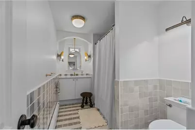 1 Narragansett Avenue, Newport, RI 02840 - Photo 16