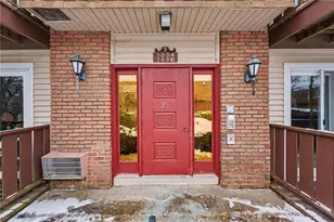 25 School St, Westerly, RI 02891 - Photo 4