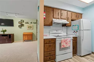 25 School St, Westerly, RI 02891 - Photo 14