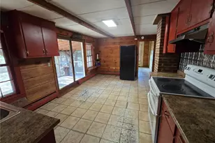 22 Oak St, Hopkinton, RI 02804 - Photo 10