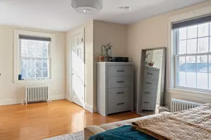 642 Pleasant Valley Pkwy, Providence, RI 02908 - Photo 20