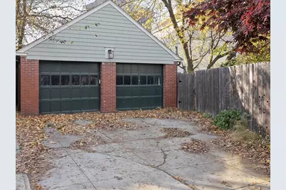 642 Pleasant Valley Parkway, Providence, RI 02908 - Photo 4