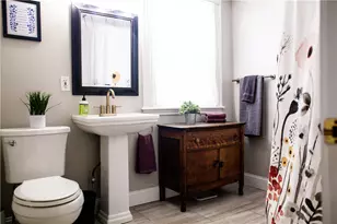 7 Squantum St, Cranston, RI 02920 - Photo 24