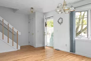 9 Caddy Rock Rd, North Kingstown, RI 02852 - Photo 2