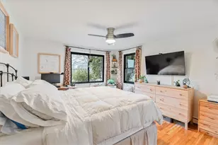 18 Randall Ln, Portsmouth, RI 02871 - Photo 16